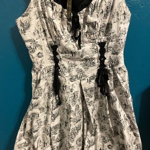 Pride prejudice and zombies hot topic dress